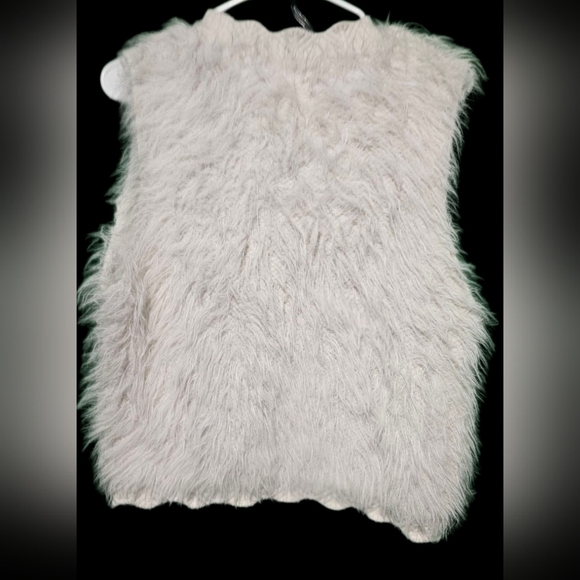 Oliver.o Anthropologie Cream Fuzzy Knit Sweater Vest EUC Large 23 PTP - Picture 2 of 4